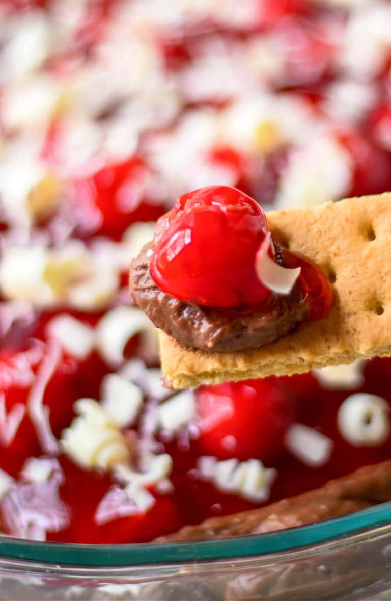 CHOCOLATE CHERRY CHEESECAKE DIP