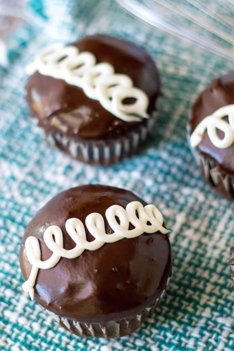 HOSTESS CHOCOLATE CUPCAKES