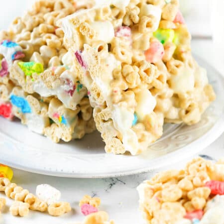 LUCKY CHARMS RICE KRISPIE TREATS