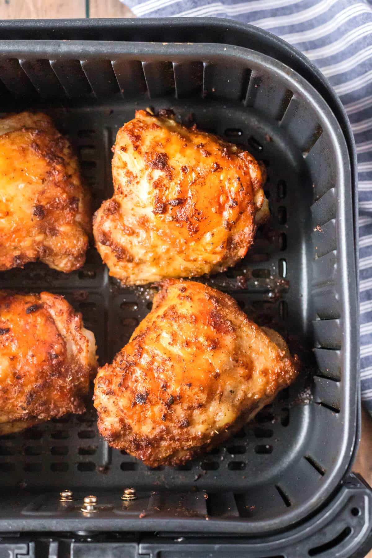 COOKING CHICKEN THIGHS IN AIR FRYER