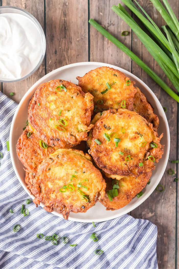 CRISPY ZUCCHINI FRITTERS