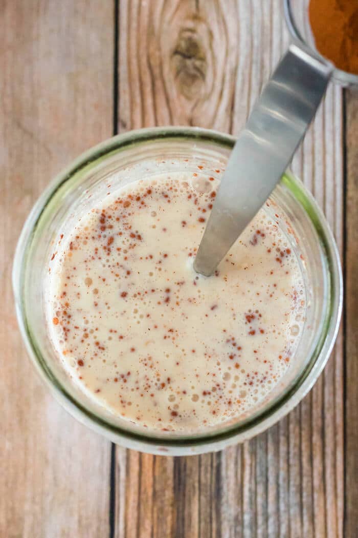 Apple cinnamon overnight oats are a great simple breakfast made with oats, milk, yogurt, brown sugar, cinnamon and chopped apples! HOW TO MAKE OVERNIGHT OATS WITH APPLE AND CINNAMON