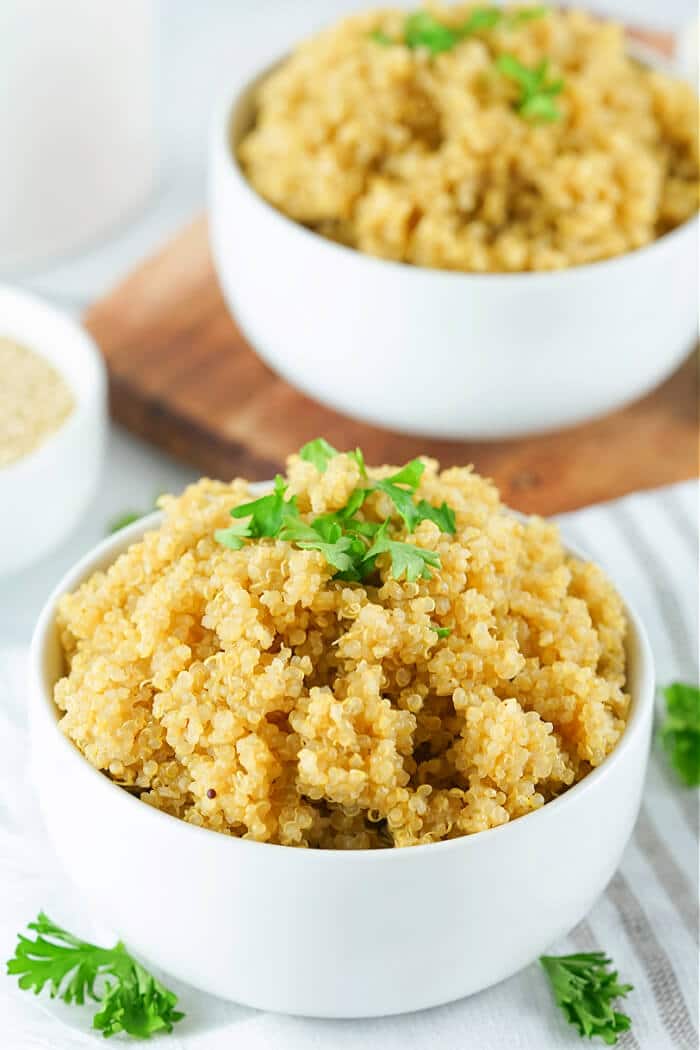 Instant pot quinoa is an easy and quick recipe made with white quinoa, vegetable broth and salt to get perfectly fluffy quinoa every time! INSTANT POT QUINOA RECIPE