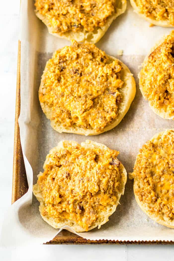 OLD ENGLISH SAUSAGE MUFFINS