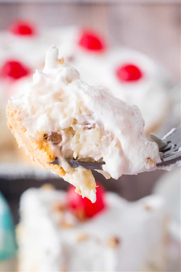 Millionaire pie is a creamy no-bake pie in a graham cracker crust with lemon juice, sweetened condensed milk, pineapple and coconut flakes! RECIPE FOR MILLIONAIRE PIE