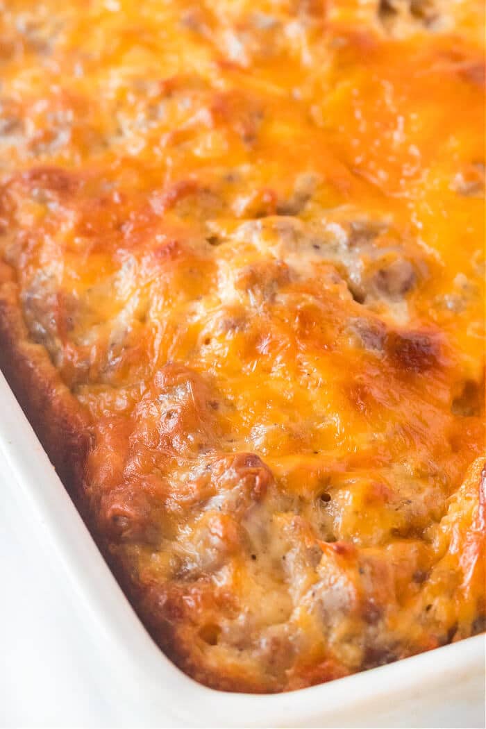 Biscuits and gravy casserole is one of our favorite breakfasts made with breakfast sausage, biscuits and a homemade gravy topped with cheese! BREAKFAST CASSEROLE WITH BISCUITS AND GRAVY