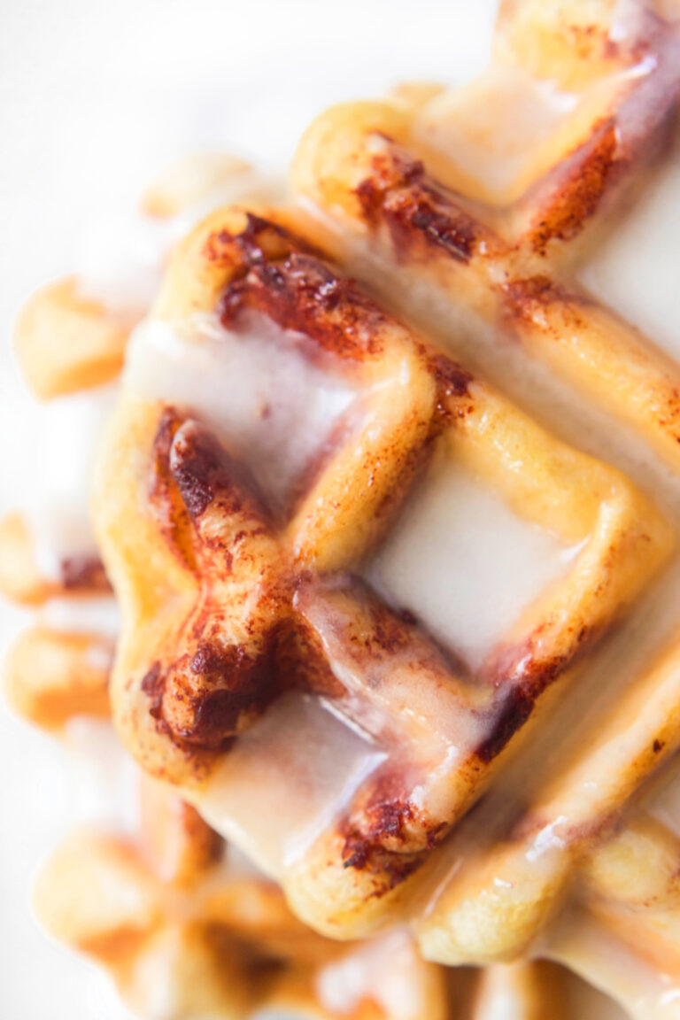 RECIPE FOR WAFFLES WITH CINNAMON ROLLS