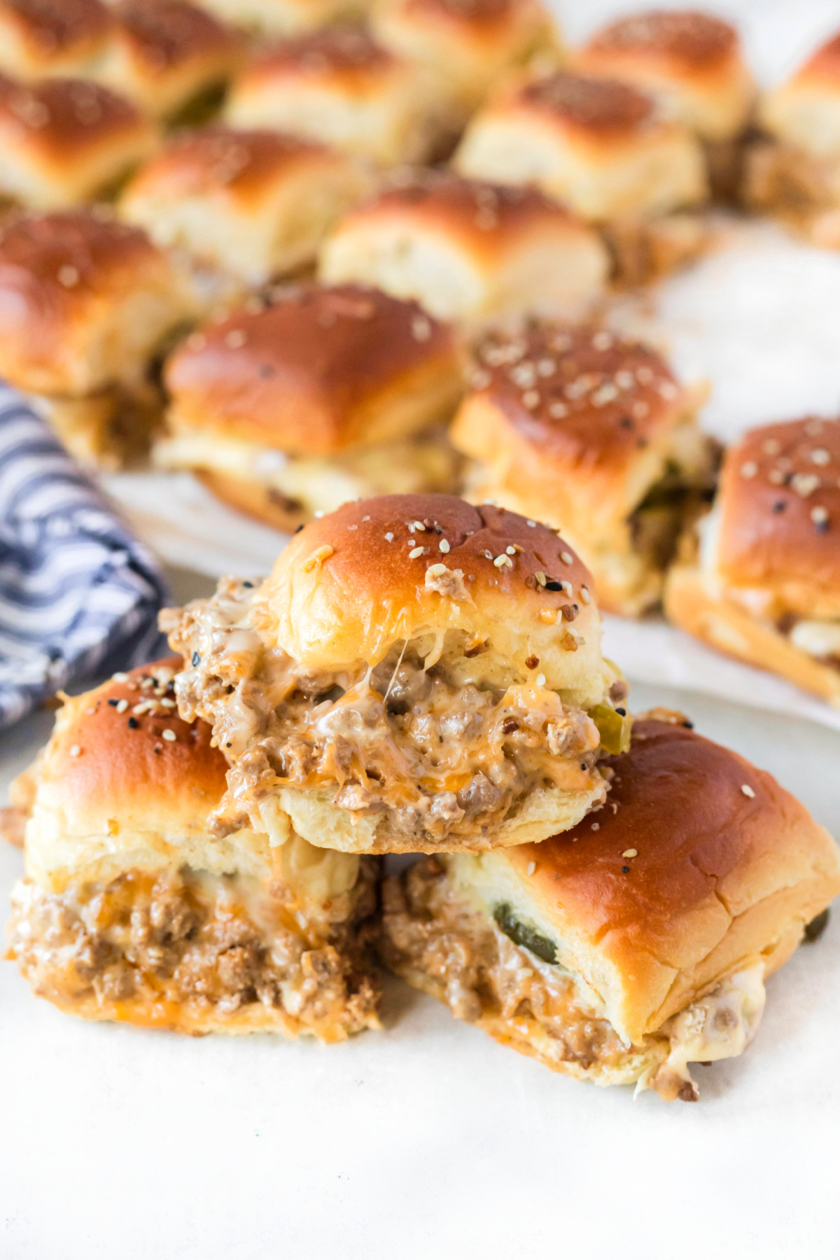 BEST CHEESEBURGER SLIDERS RECIPE