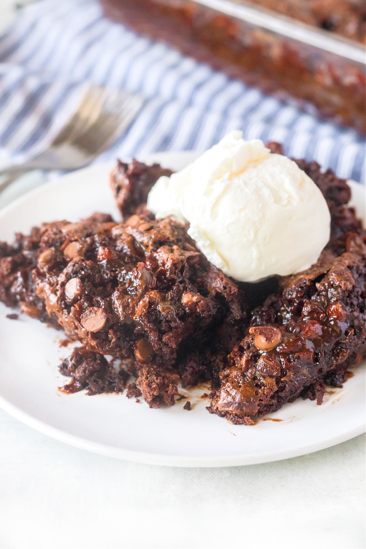 DUMP CAKE WITH CHOCOLATE CAKE