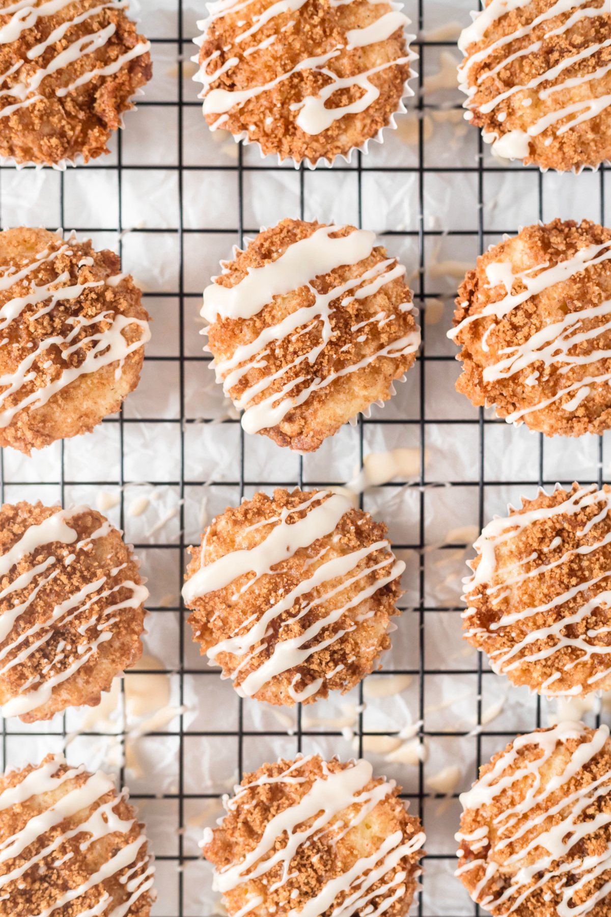 EASY COFFEE CAKE MUFFINS