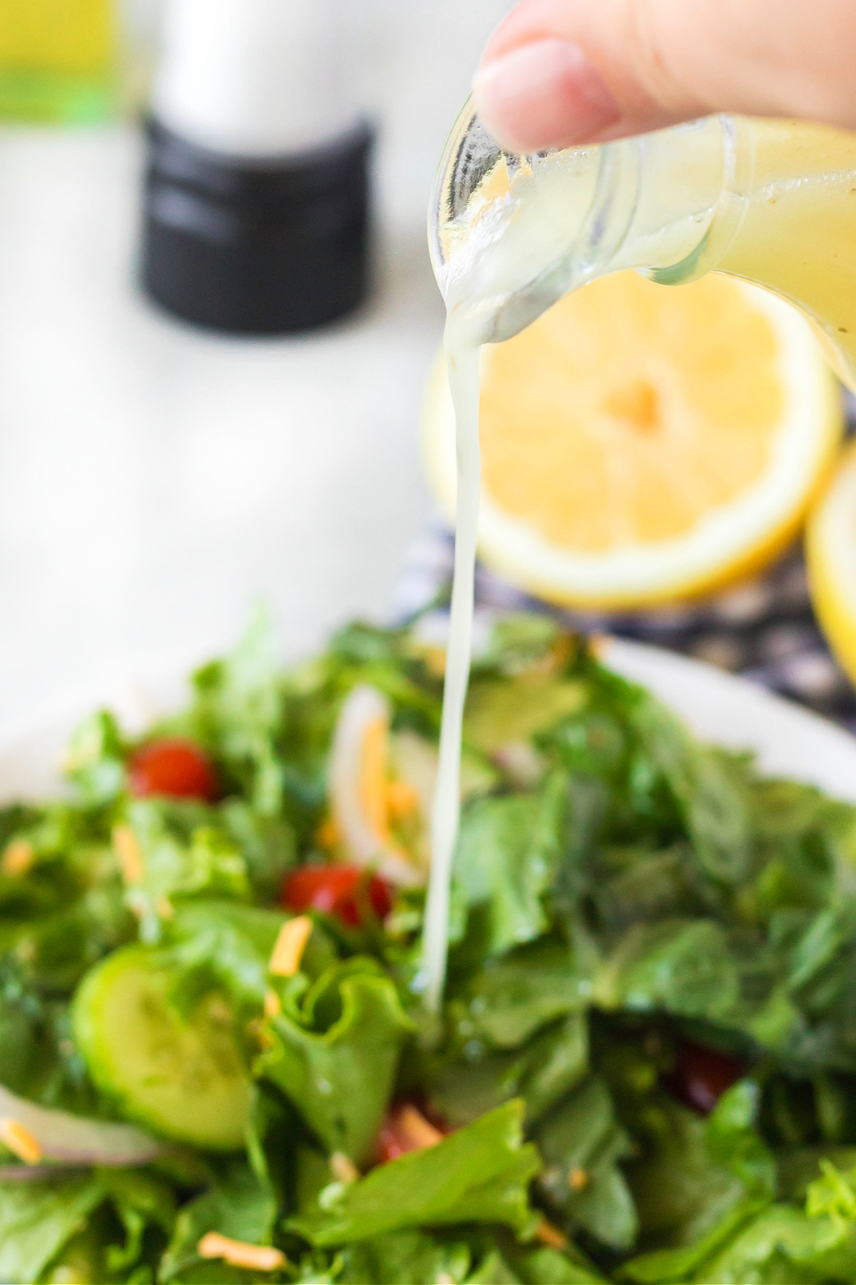 LEMON VINAIGRETTE DRESSING