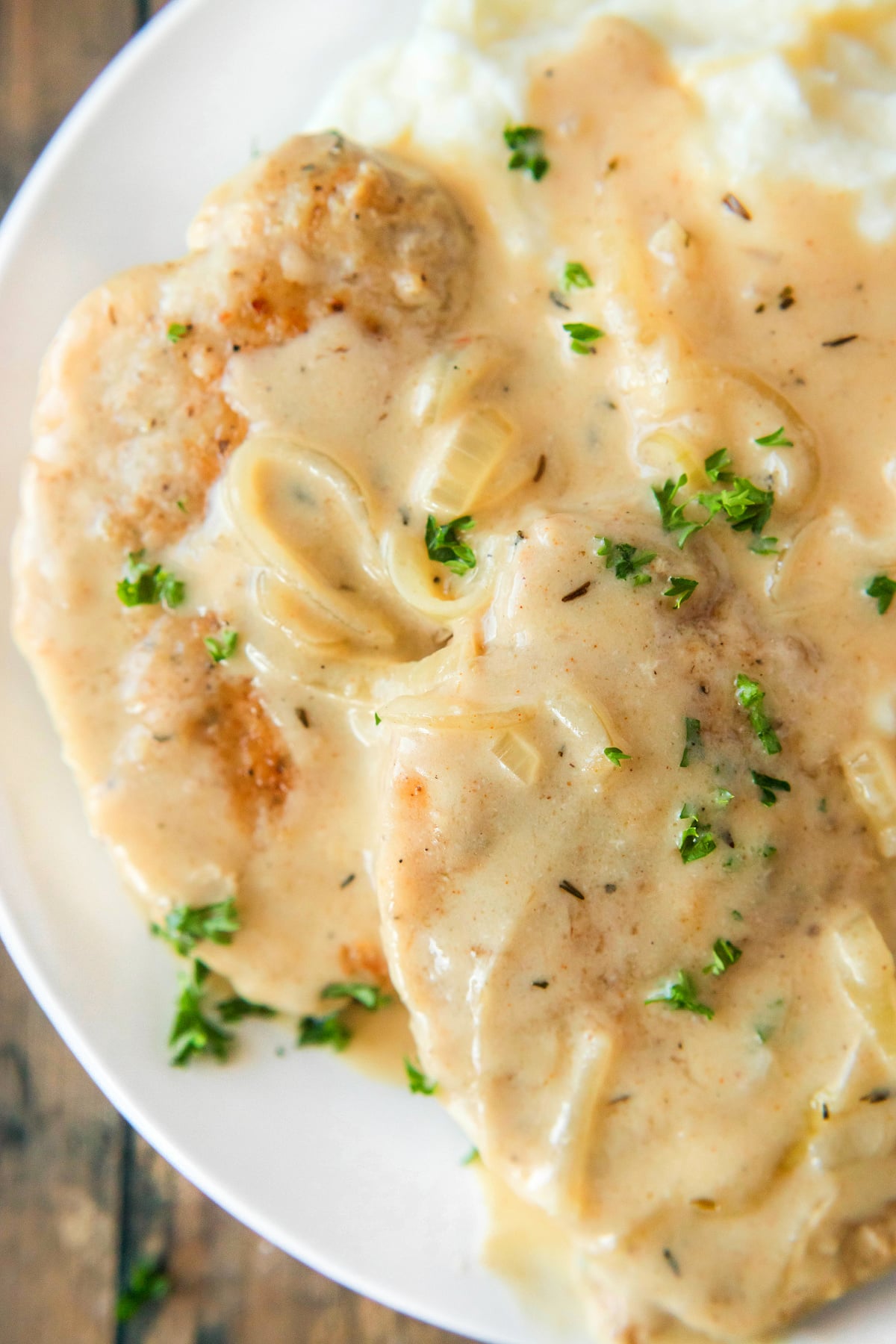 easy smothered pork chops recipe